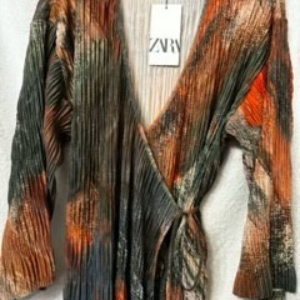 Zara wrap blouse in blended green, rust and red colors NWT Size S